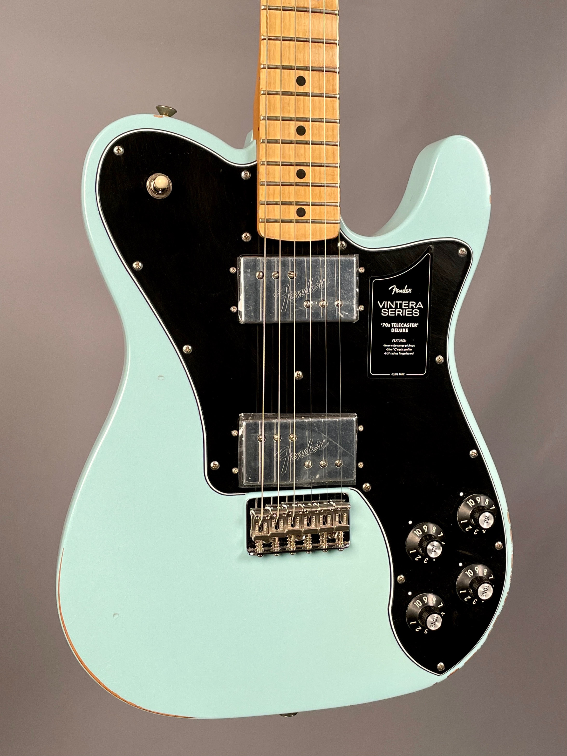 Fender Vintera Road Worn '70s Telecaster® Deluxe Daphne Blue